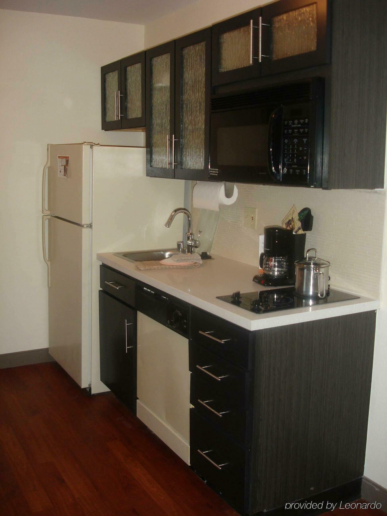 Sonesta Simply Suites Anaheim Garden Grove Exterior photo